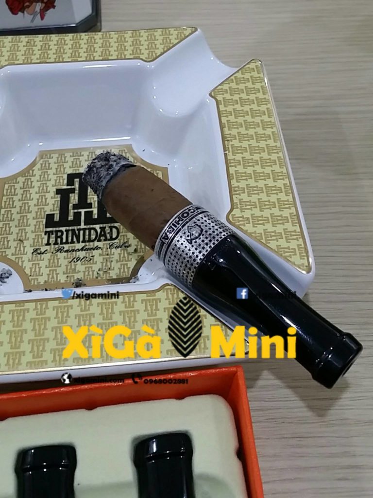 Phụ kiện xì gà