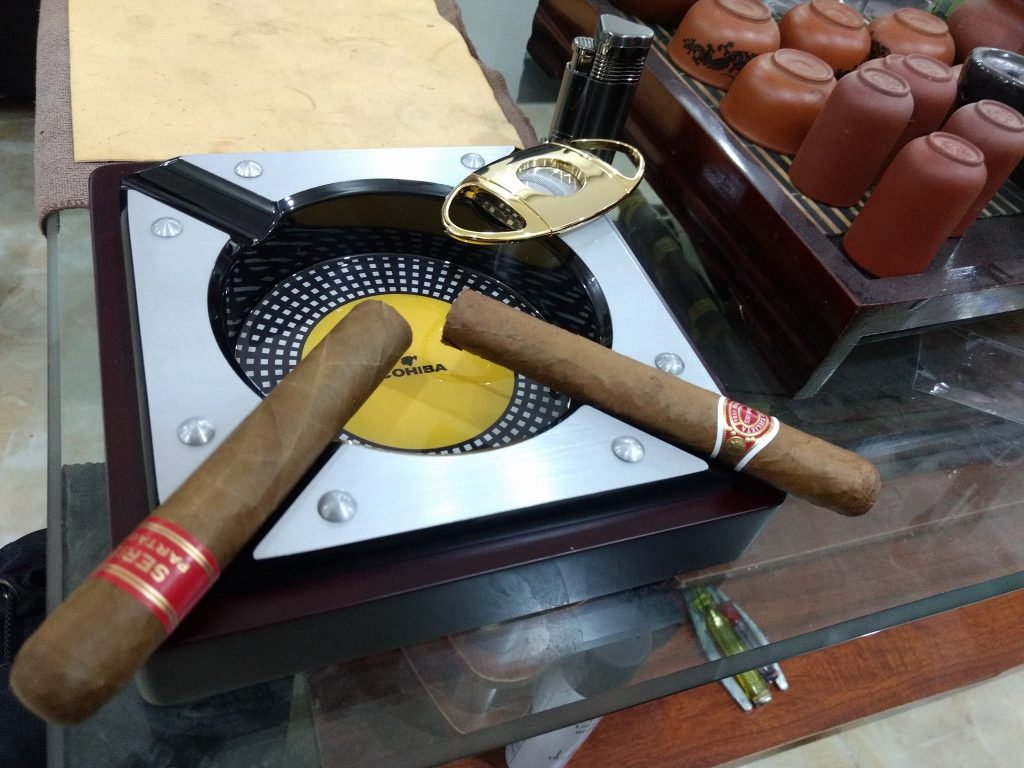 Phụ kiện xì gà