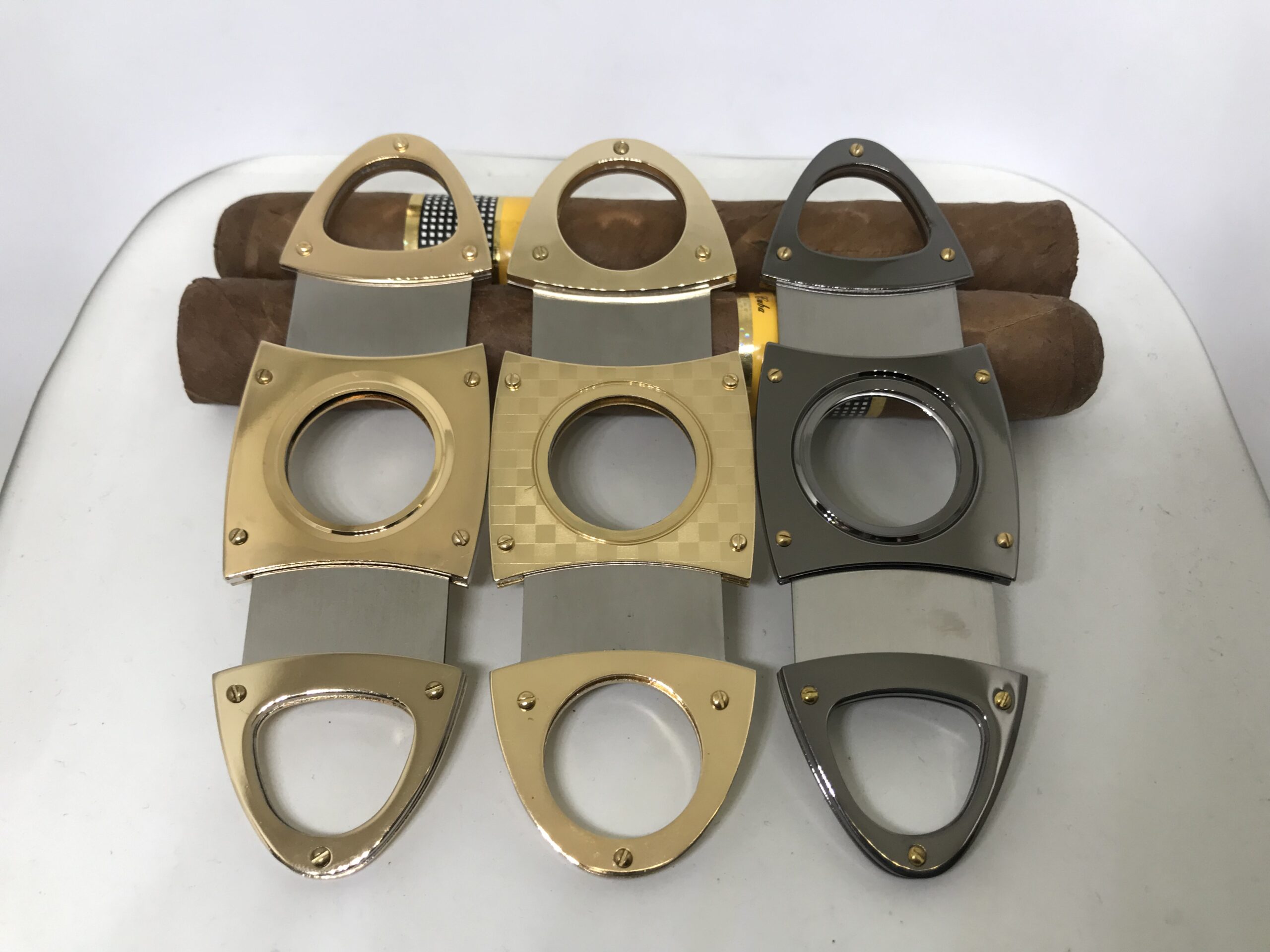 Dao thép đinh Cohiba (3 màu) - Ảnh 2